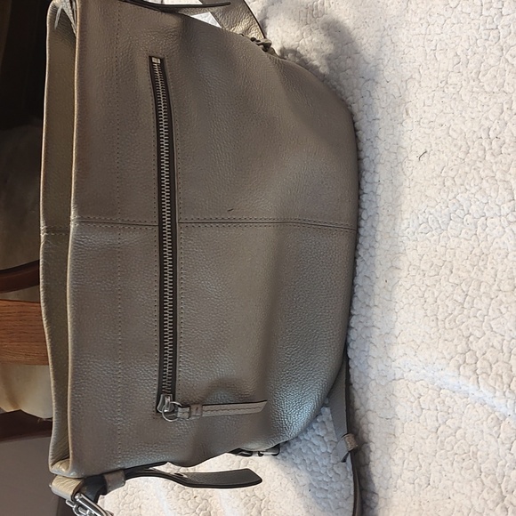 Coach silver metallic crossbody shoulder bag 2010. Overall GUC. - Picture 2 of 14